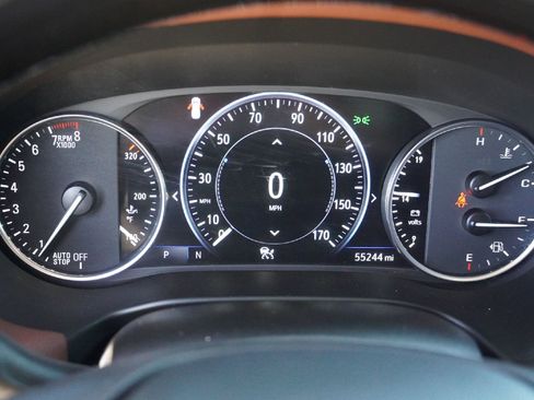 Used 2021 Buick Enclave Avenir w/ Avenir Technology Package image 19