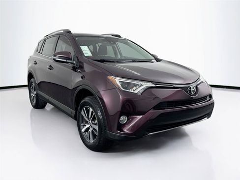 Used 2017 Toyota RAV4 XLE w/ Plus Special Value Package FWD image 13