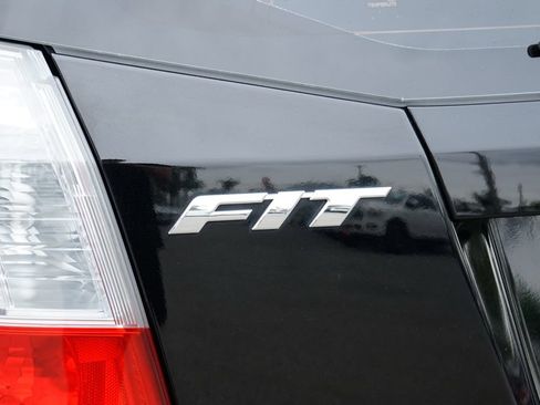 Used 2013 Honda Fit Sport image 40