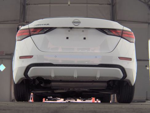 Used 2024 Nissan Sentra S image 10