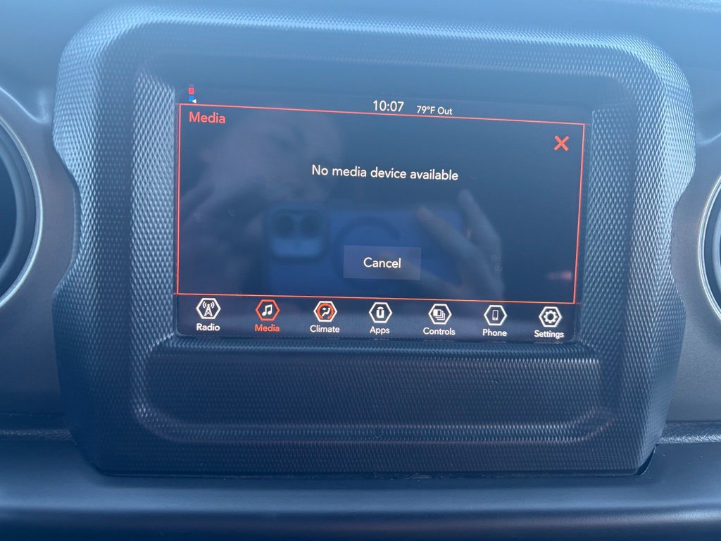 Certified 2023 Jeep Wrangler Sport AWD/4WD image 23