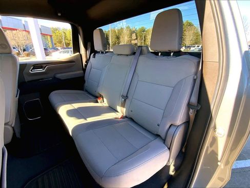 Used 2025 Chevrolet Silverado 1500 LT image 20