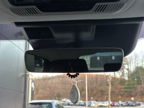 Used 2021 Ford Mustang Mach-E Select image 39