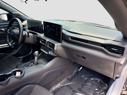 Used 2024 Ford Mustang Coupe RWD image 28