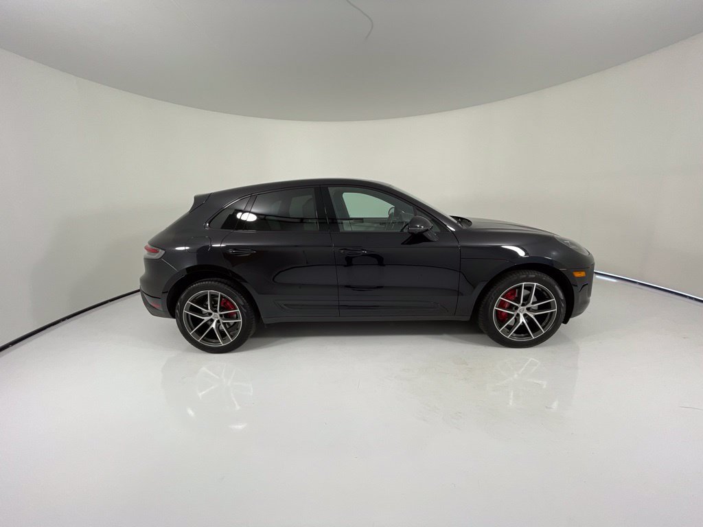 Used 2023 Porsche Macan S AWD/4WD image 7