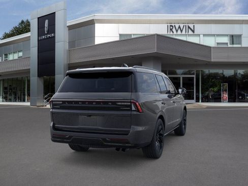 New 2025 Lincoln Navigator Reserve w/ Jet Appearance Package image 8