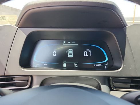 Used 2025 Hyundai Elantra Sport FWD image 22