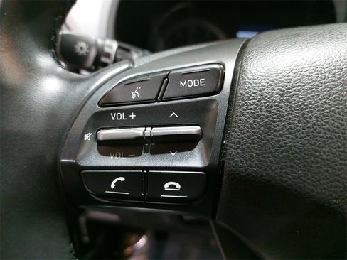 Used 2021 Hyundai Kona SEL Plus image 16