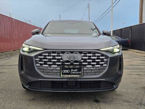 New 2025 Audi Q5 Prestige image 16