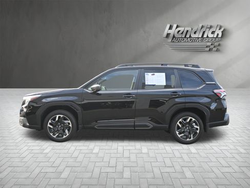 Used 2025 Subaru Forester Limited image 6