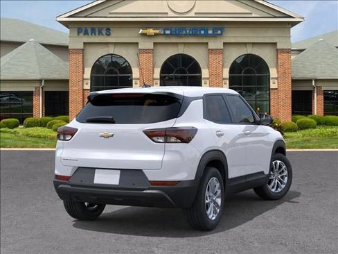 New 2026 Chevrolet TrailBlazer LS w/ LS Convenience Package FWD image 5
