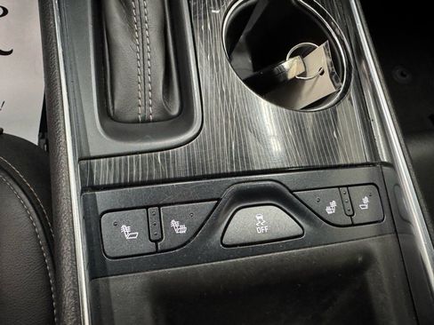 Used 2018 Chevrolet Impala Premier image 16