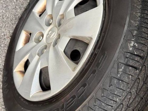 Used 2010 Hyundai Elantra SE w/ Popular Equipment Pkg 2 image 28