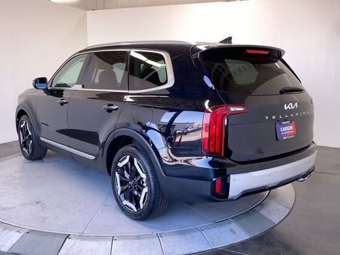 Certified 2023 Kia Telluride S w/ S Sunroof Package FWD image 3