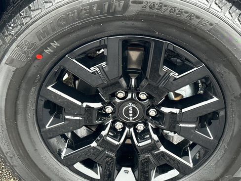 New 2026 Nissan Frontier SV image 9