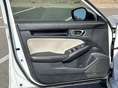 Used 2023 Honda Civic Touring image 21