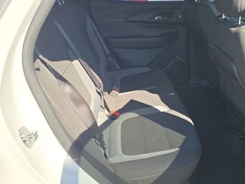 Used 2022 Chevrolet TrailBlazer LT w/ Convenience Package image 27