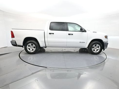 Used 2025 RAM 1500 Big Horn AWD/4WD image 8