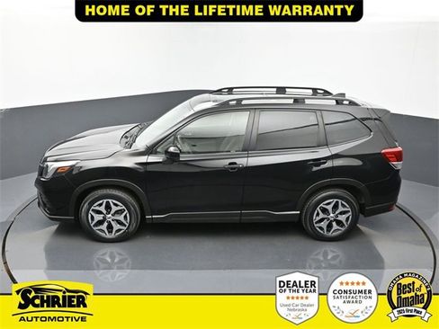 Used 2024 Subaru Forester Premium image 58