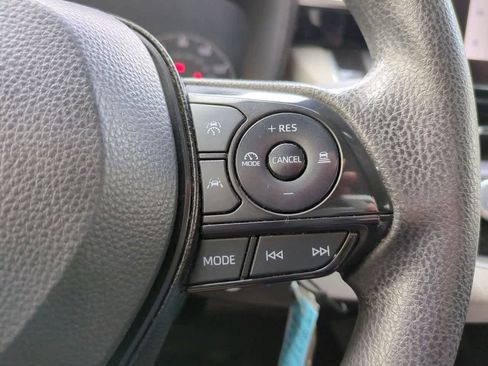 Used 2024 Toyota Corolla LE image 23