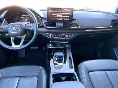 Used 2023 Audi Q5 2.0T Premium w/ Convenience Package image 15