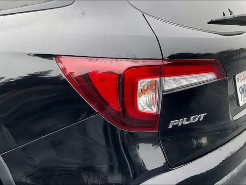 Used 2021 Honda Pilot Black Edition image 33