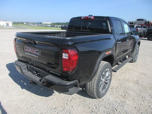 New 2026 GMC Canyon Denali AWD/4WD image 4