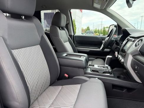 Used 2016 Toyota Tundra SR5 w/ TRD Off Road Package AWD/4WD image 27