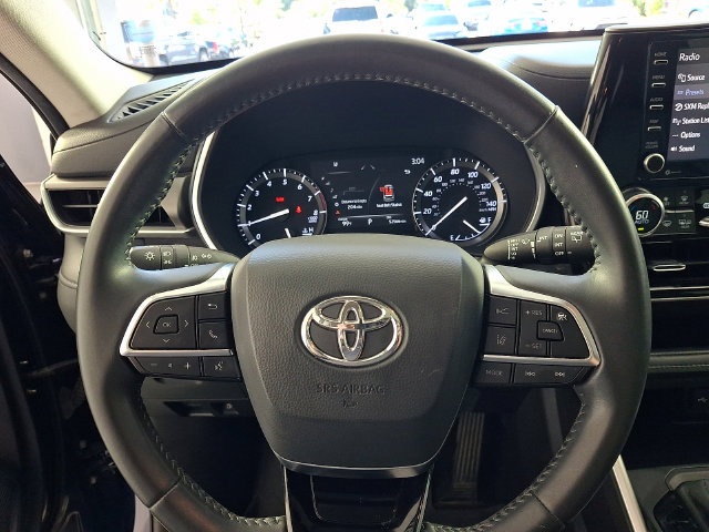 Certified 2020 Toyota Highlander XLE FWD image 23