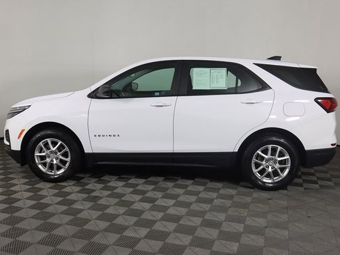 Used 2024 Chevrolet Equinox LS w/ Driver Confidence II Package image 14