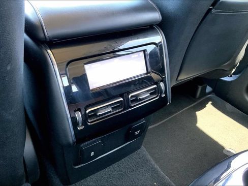 Used 2022 Lincoln Aviator Reserve w/ Equipment Group 201A AWD/4WD image 10