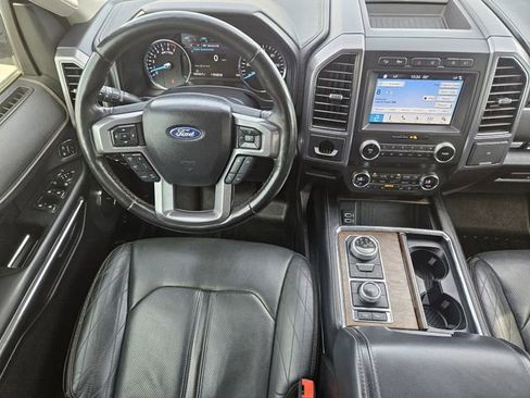 Used 2019 Ford Expedition Max Platinum image 27