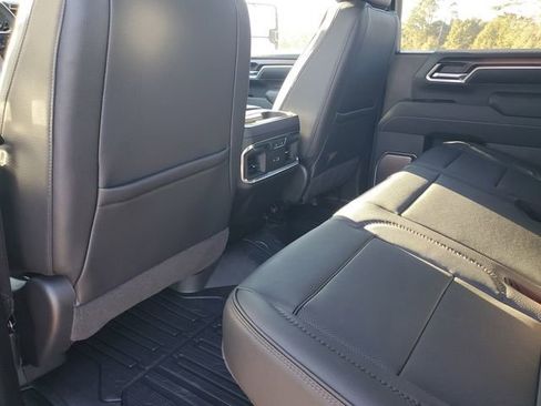 New 2026 GMC Sierra 3500 Denali w/ Denali Reserve Package image 22