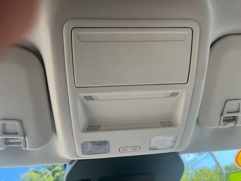 Used 2022 Ford Escape SE w/ Convenience Package image 37