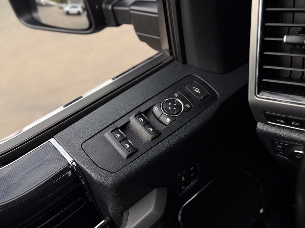 Certified 2022 Ford F250 Platinum w/ Tremor Off-Road Package AWD/4WD image 33