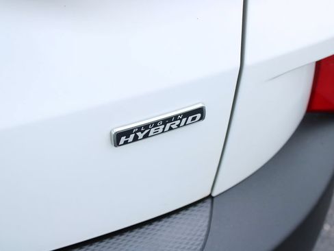 Used 2024 Ford Escape SE FWD image 8
