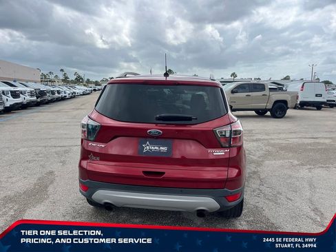 Used 2017 Ford Escape Titanium FWD image 5