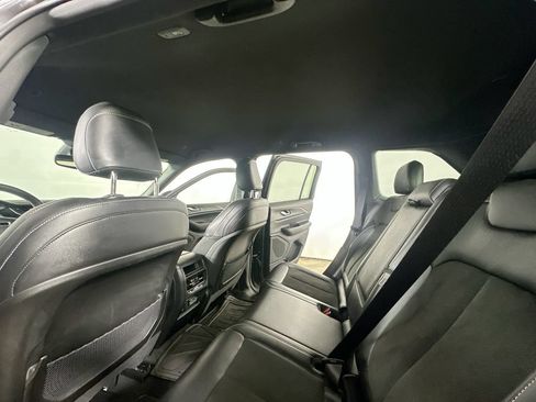 Used 2023 Jeep Grand Cherokee Altitude AWD/4WD image 13