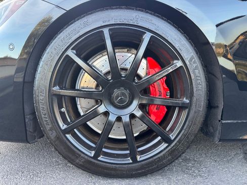 Used 2015 Mercedes-Benz S 63 AMG 4MATIC Coupe image 11