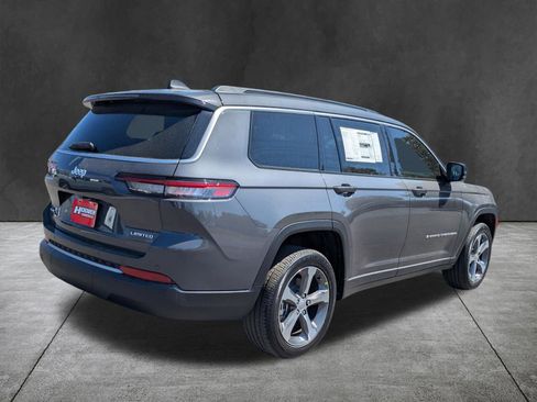 New 2026 Jeep Grand Cherokee L Limited AWD/4WD image 4