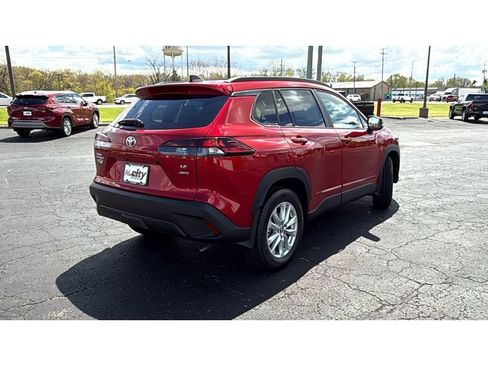 New 2026 Toyota Corolla Cross LE AWD/4WD image 9