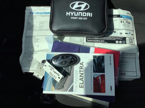 Used 2025 Hyundai Elantra Sport FWD image 48