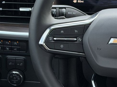 New 2026 Chevrolet Suburban Premier image 13