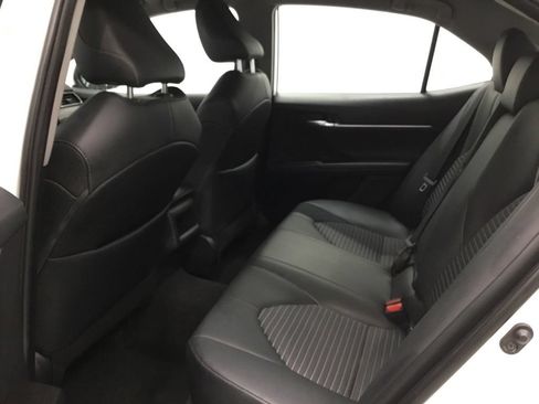 Used 2024 Toyota Camry SE FWD image 11