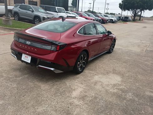 Used 2025 Hyundai Sonata SEL FWD image 7