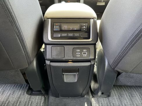 Used 2025 Subaru Ascent Premium AWD/4WD image 39