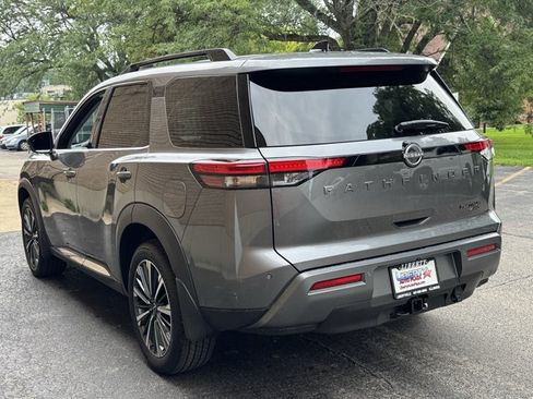 New 2026 Nissan Pathfinder Platinum AWD/4WD image 25