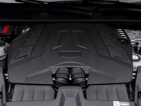 Used 2025 Porsche Cayenne Turbo image 76