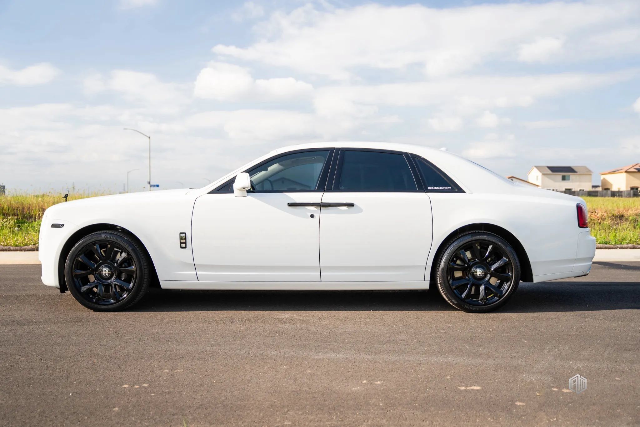 Used 2016 Rolls-Royce Ghost RWD image 4