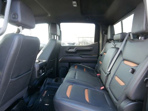Used 2024 GMC Sierra 1500 AT4 w/ Technology Package image 12